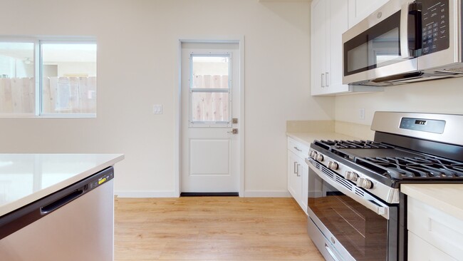 Photo - Spacious 2 & 3 Bedroom Apartments Available