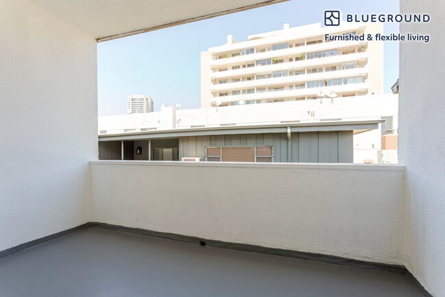 Photo - 1371 S Beverly Glen Blvd Unit FL3-ID1397