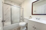 Photo - 732 E 52nd St Unit 734