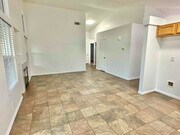 Photo - 3060 Christina St