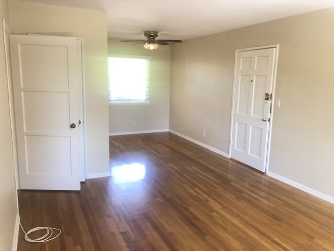 Dining Room - 2101 10th St Apartments Unit C