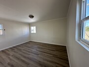 Photo - 624 W 49th St