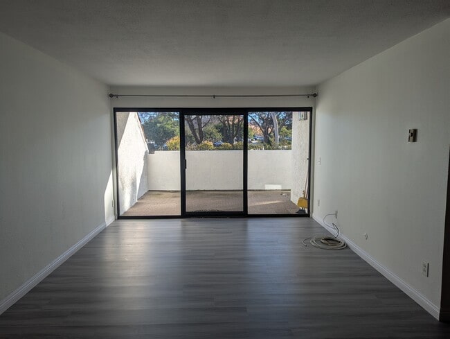 Living Room - 8308 Regents Rd Unit 1E
