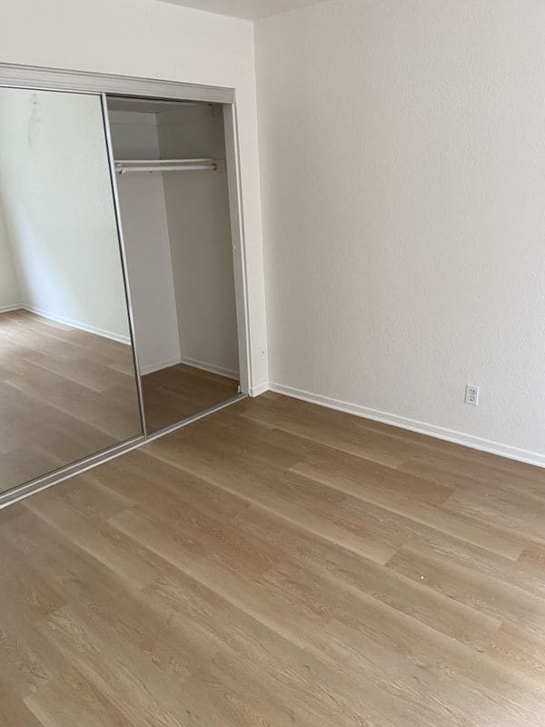 Photo - 10920 Moorpark