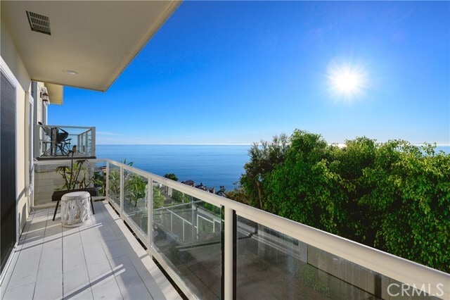 Photo - 883 Katella St