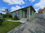 Photo - 9618 Kalmia St