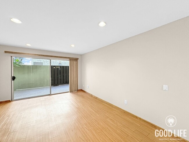 Photo - Spacious 2B 2BA Condo with AC and Large Patio! Unit 117