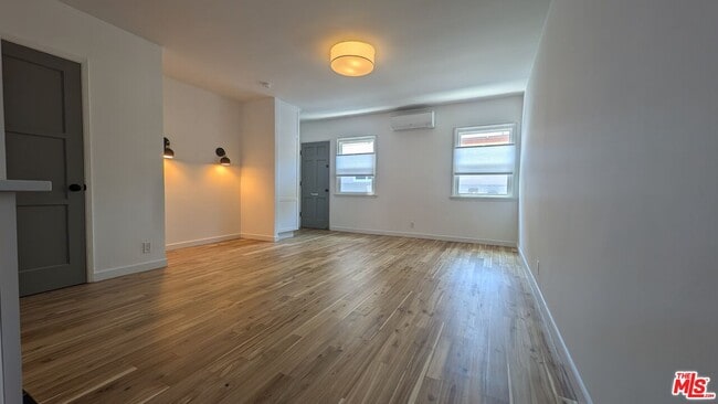 Photo - 1731 Franklin St Apartment Unit 2