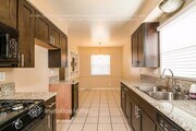 Photo - 2109 W Orange Grove Ave House