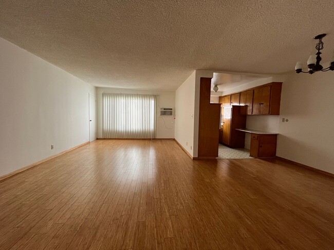 Photo - 1135 N Ogden Dr Unit Ogden 1135 08 ACTIVE
