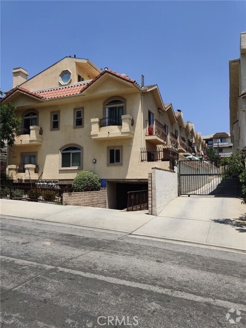 Building Photo - 10220 Samoa Ave Unit 102 Rental