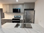 Photo - 754 N Shattuck Pl Condo