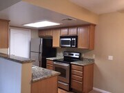 Photo - 2 Bedroom 1 Bath Single Level Condo in Il ...