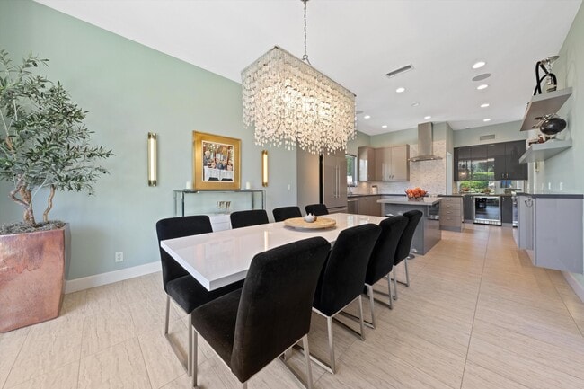 Photo - 47432 Medina Dr W