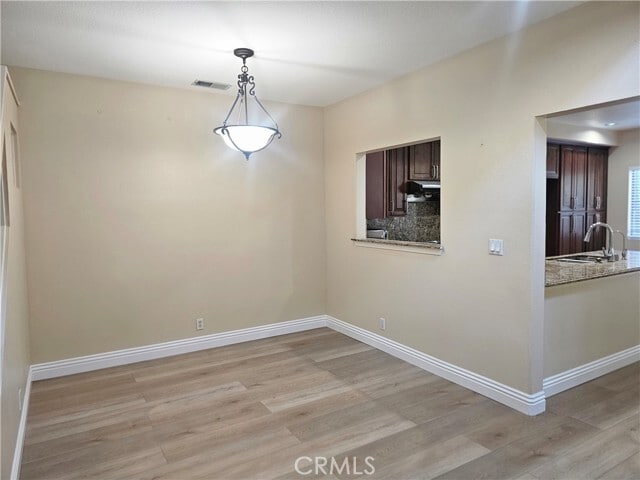 Photo - 2074 Lakeshore Dr