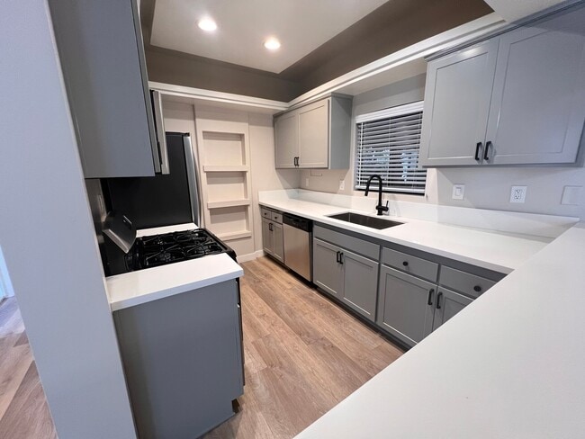 Photo - 4623 Willis Ave Unit 105