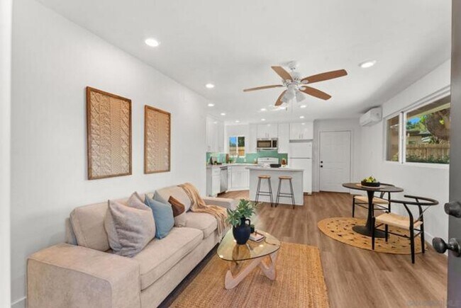 Photo - 8420-8424 Dallas St Unit 8424