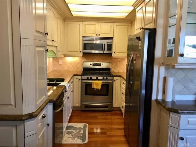 Building Photo - 3849 San Ramon Dr