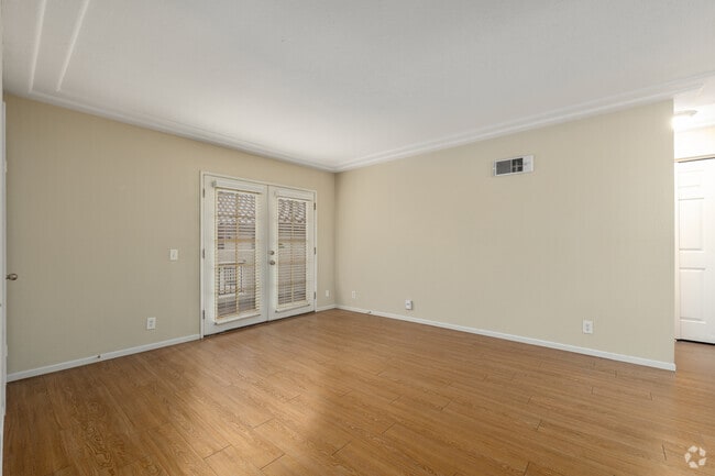 1BR, 1BA - Pacific Gardens Genesee