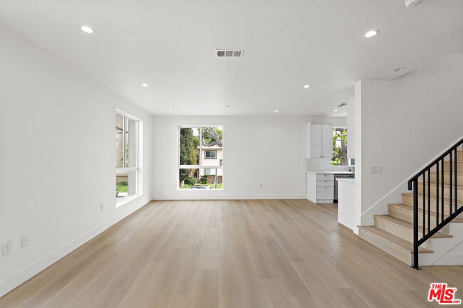 Photo - 10744 Hortense St Condo