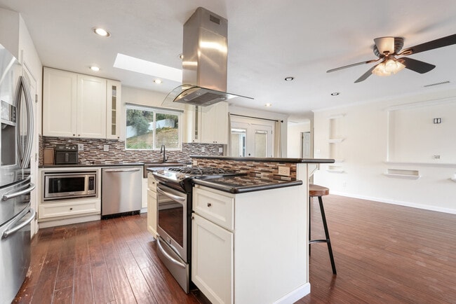 Photo - 4741 Allied Rd