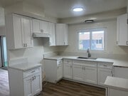 Photo - 709 S Flower St Apartment Unit 5