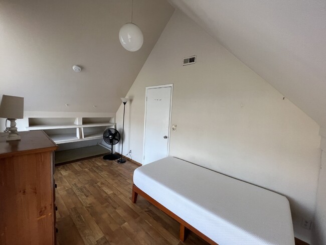 Photo - Private Furnished Bedroom for Rent – Near SDSU

Comfortable and fully furnished private bedroom a... Unit Room 5