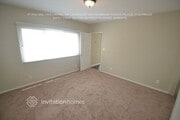 Photo - 2112 N Screenland Dr House