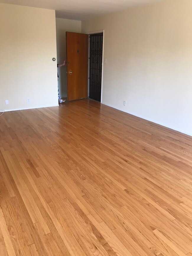 Photo - 1575 Unit 9