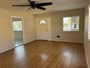 Photo - 1155 W 22nd St