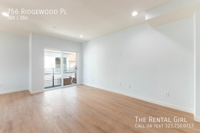 Photo - 756 N Ridgewood Pl