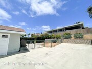 Photo - Beautiful ocean-view home located in the h...