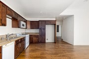 3BR, 2BA - 1,280SF - Kitchen - Chadron Terrace Garden