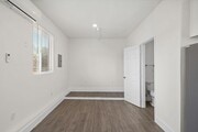 Photo - WHITNALL Unit 0008