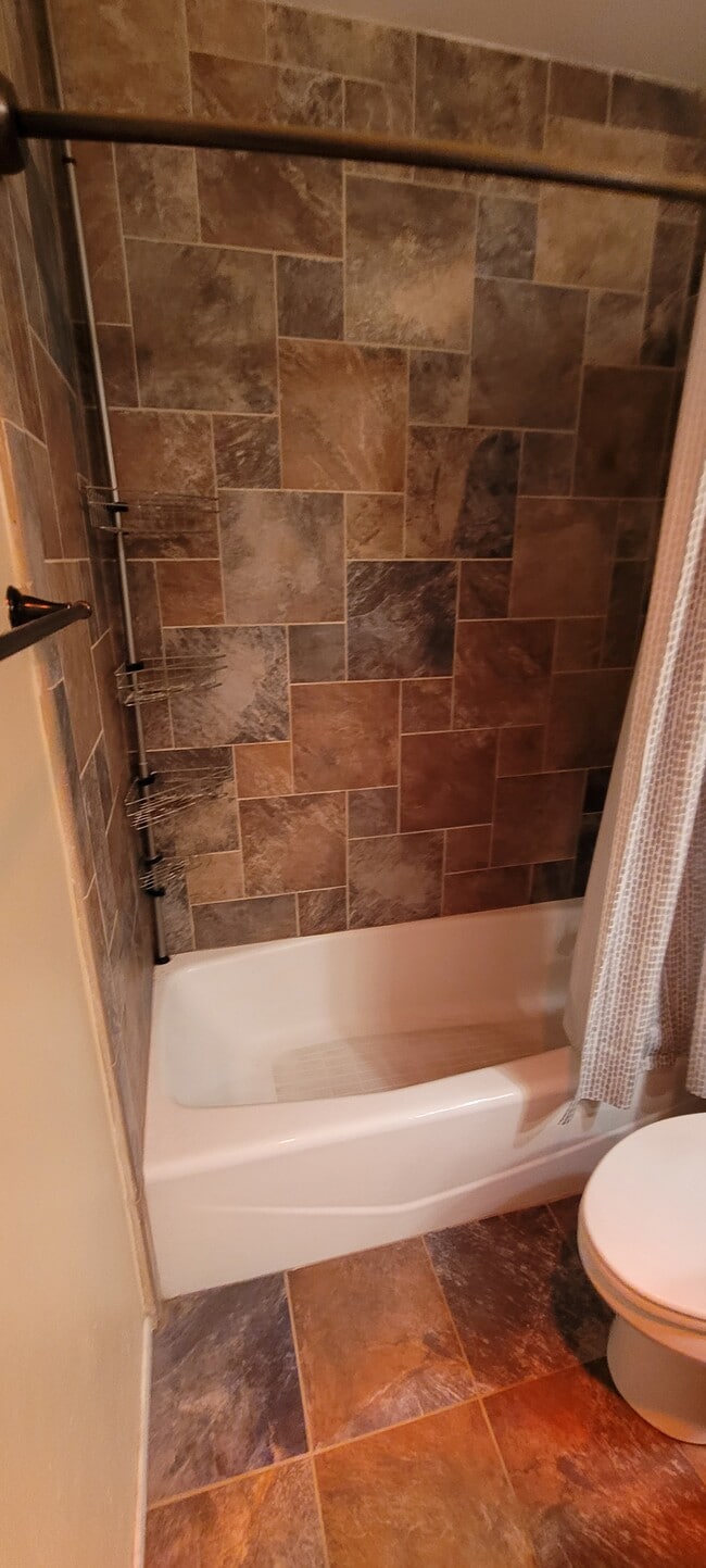 Photo - 2349 S Bentley Ave