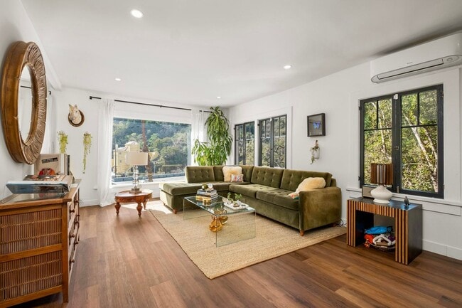 Photo - 2108 Tavern Trail Unit 2110 Tavern Trail