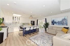 Building Photo - 25721 Paseo Colonial