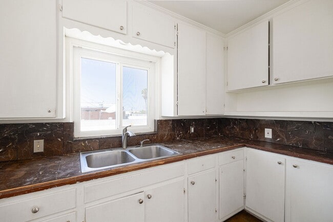Photo - 634-634 A Ave Unit 634 A Avenue