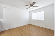 2BR, 3BA - 1232SF - Dining Room - Peerless Building Corp.