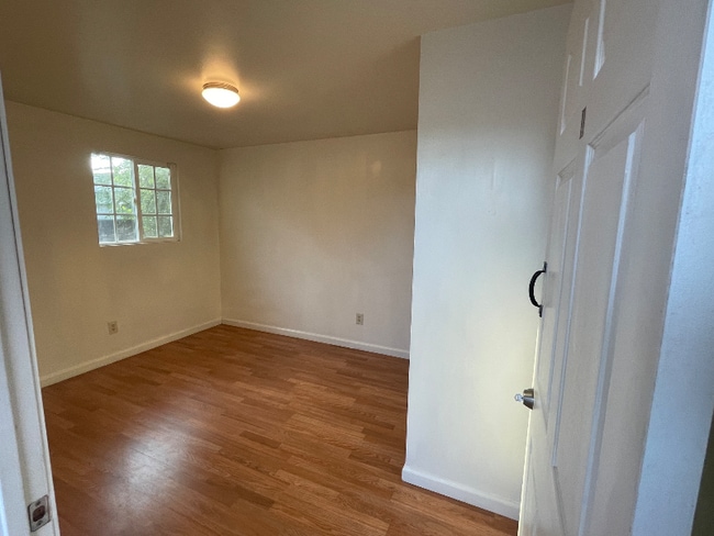 Building Photo - 16510 E Brookport St Rental