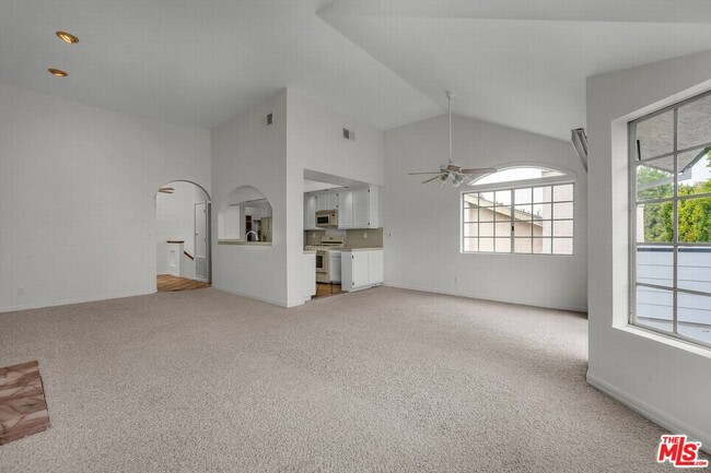 Photo - 2677 S Centinela Ave Unit 308