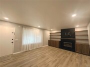 Photo - 10416 Larwin Ave