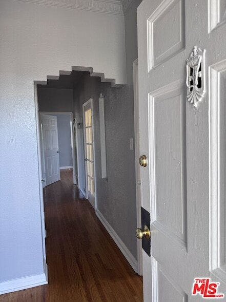 Photo - 1722 W 79th St