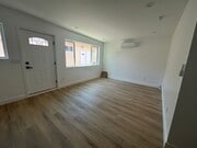 Photo - 1231 Mott St Unit 1233