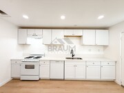 Photo - 15550 Vanowen St Unit 5