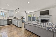 Photo - 15634 Wharff Ln