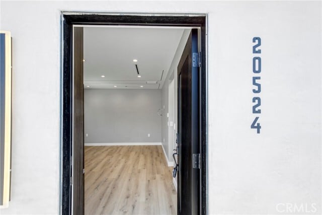 Photo - 20524 Sherman Way