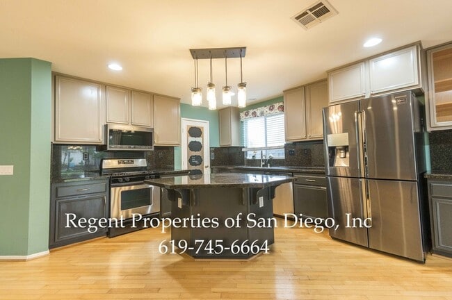 Photo - 908 Taber Ct