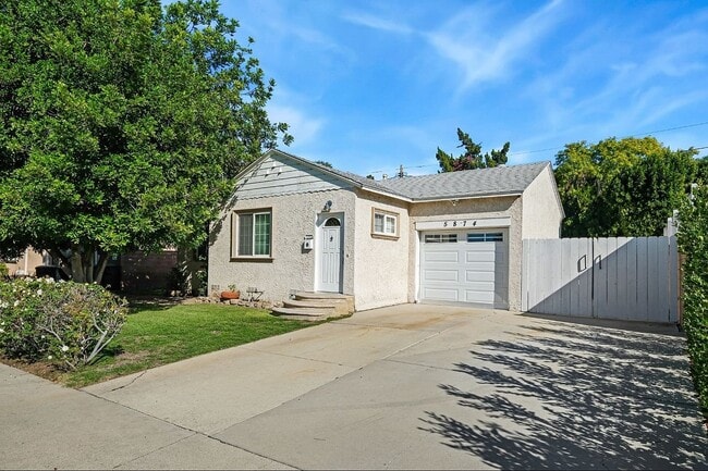 Building Photo - 5874 Zelzah Ave