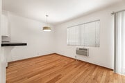 Photo - 1608 S Bentley Ave Apartments